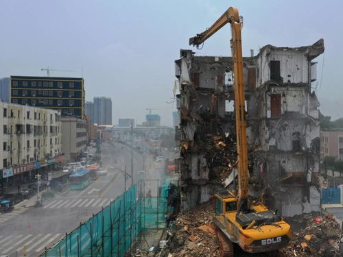 攻堅克難進行時② 光明大街市政工程主車道預(yù)計年底建成