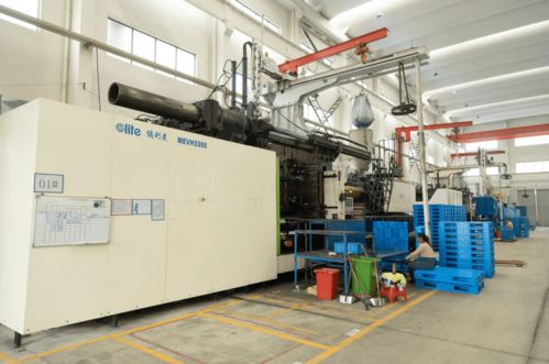 特大型注塑機的應用領域與模具研發解析